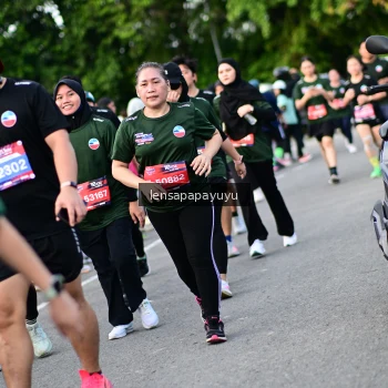 Runner Photo 4156503