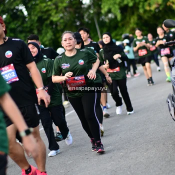 Runner Photo 4156506