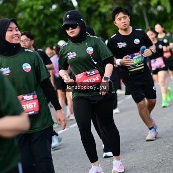 Runner Photo 4156510