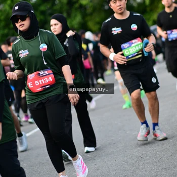 Runner Photo 4156528