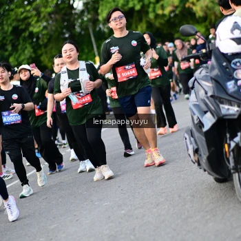 Runner Photo 4156633