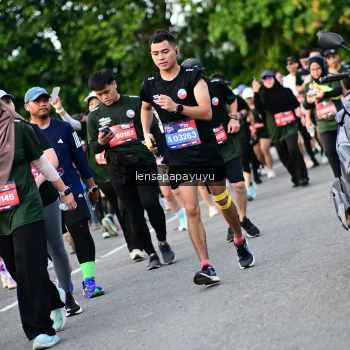 Runner Photo 4156706
