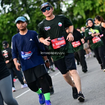Runner Photo 4156743