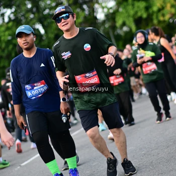 Runner Photo 4156752