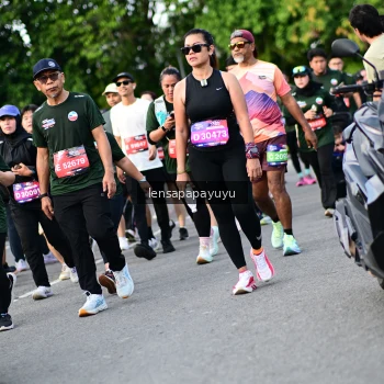 Runner Photo 4156779