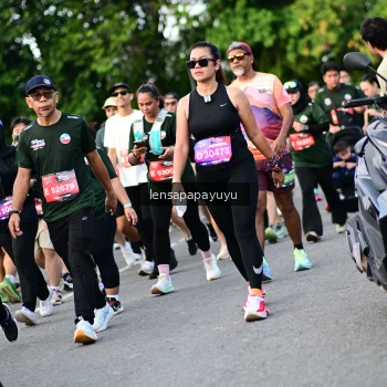Runner Photo 4156792