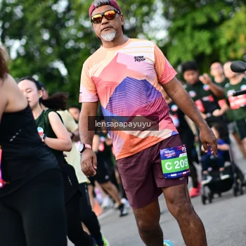 Runner Photo 4156828