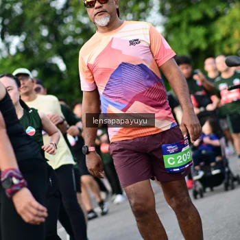 Runner Photo 4156838