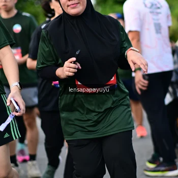 Runner Photo 4156895