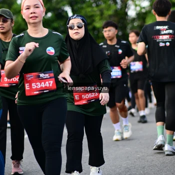 Runner Photo 4156917