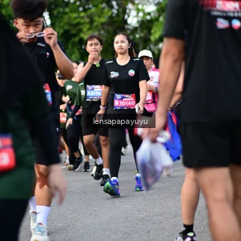 Runner Photo 4156947