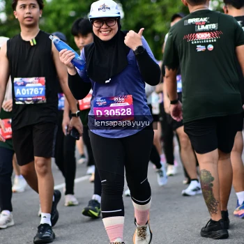 Runner Photo 4156973