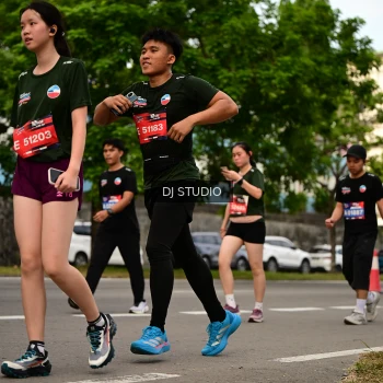 Runner Photo 4156998