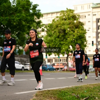 Runner Photo 4157000