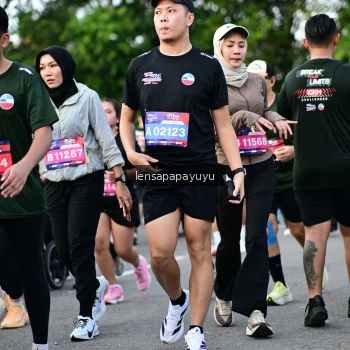 Runner Photo 4157002