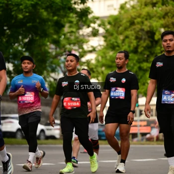 Runner Photo 4157036