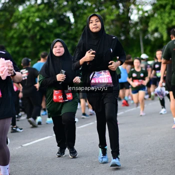 Runner Photo 4157047