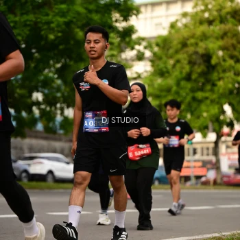 Runner Photo 4157075