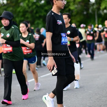 Runner Photo 4157078