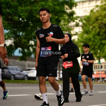 Runner Photo 4157086