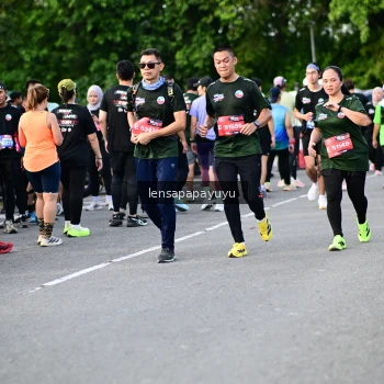 Runner Photo 4157091