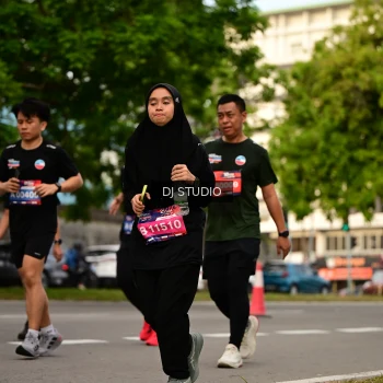 Runner Photo 4157113