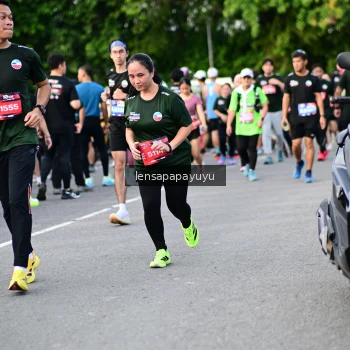 Runner Photo 4157118