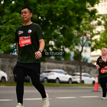 Runner Photo 4157137