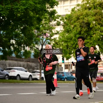 Runner Photo 4157140
