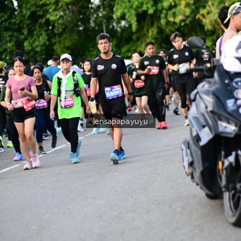 Runner Photo 4157156