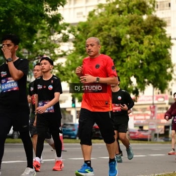 Runner Photo 4157160
