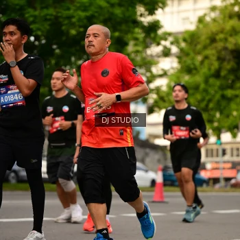 Runner Photo 4157177