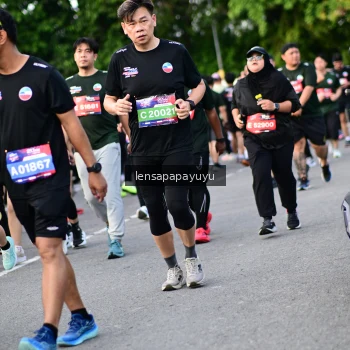 Runner Photo 4157191