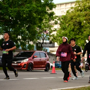 Runner Photo 4157209