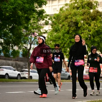 Runner Photo 4157213