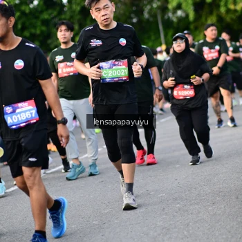 Runner Photo 4157233