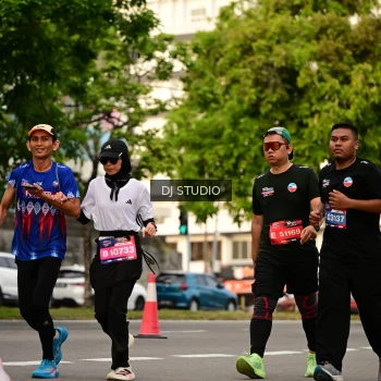 Runner Photo 4157338