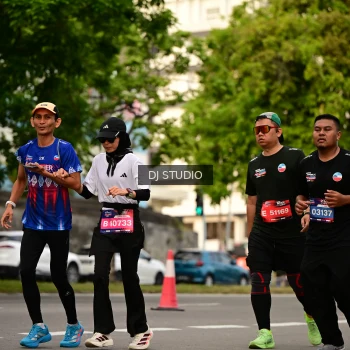 Runner Photo 4157341