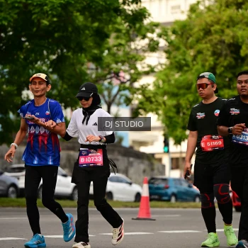 Runner Photo 4157348