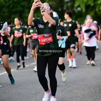 Runner Photo 4157350