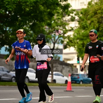 Runner Photo 4157354