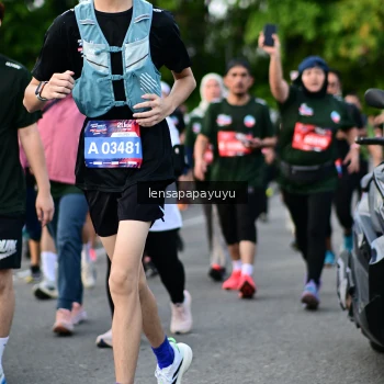 Runner Photo 4157367