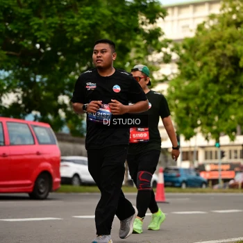 Runner Photo 4157378