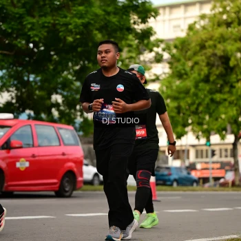 Runner Photo 4157379