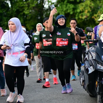 Runner Photo 4157383