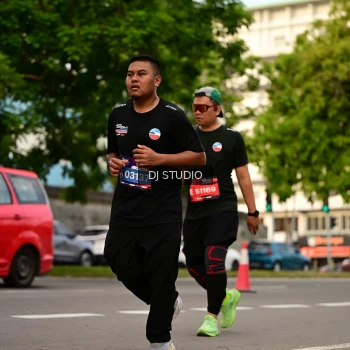 Runner Photo 4157386