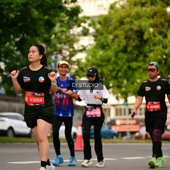 Runner Photo 4157389