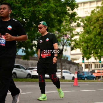 Runner Photo 4157396