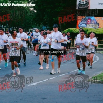 Runner Photo 415741