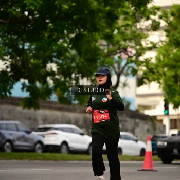 Runner Photo 4157413
